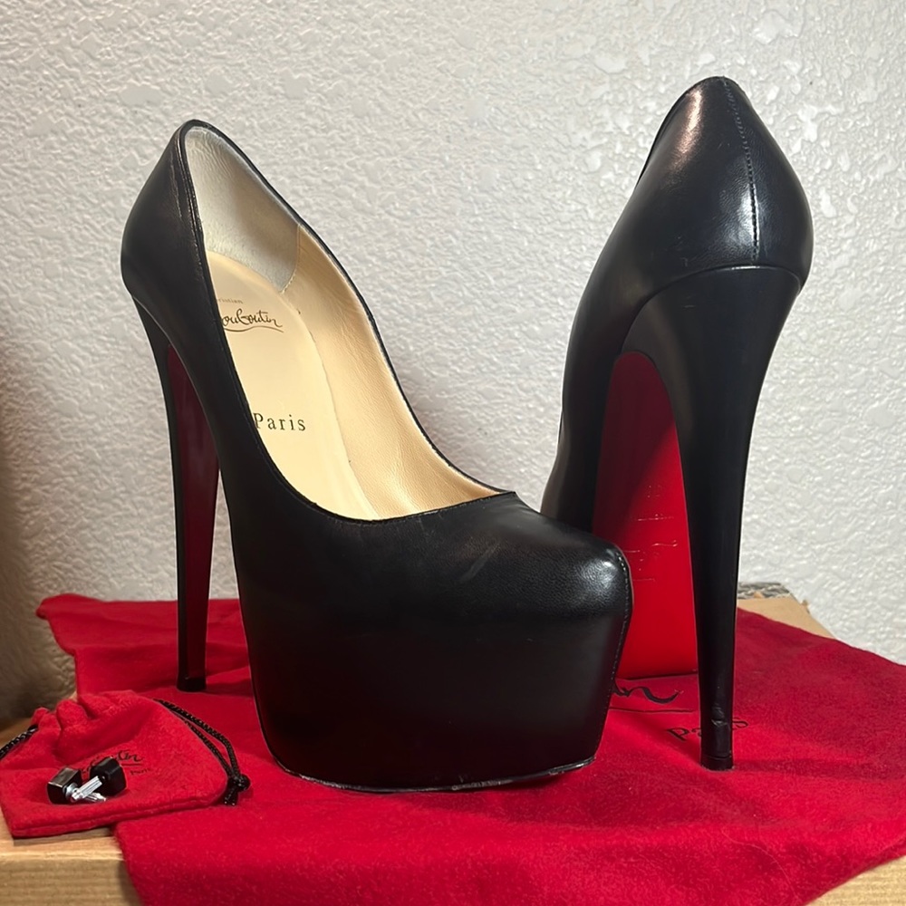 SOLD✨Christian Louboutin✨ Daffodile 160mm Kid Chunky Platform Pumps Size 38 - Picture 1 of 14